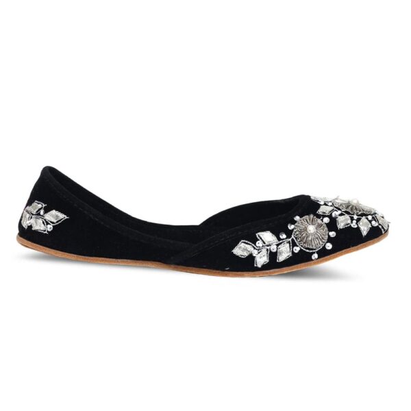 Black Velvet - Image 2