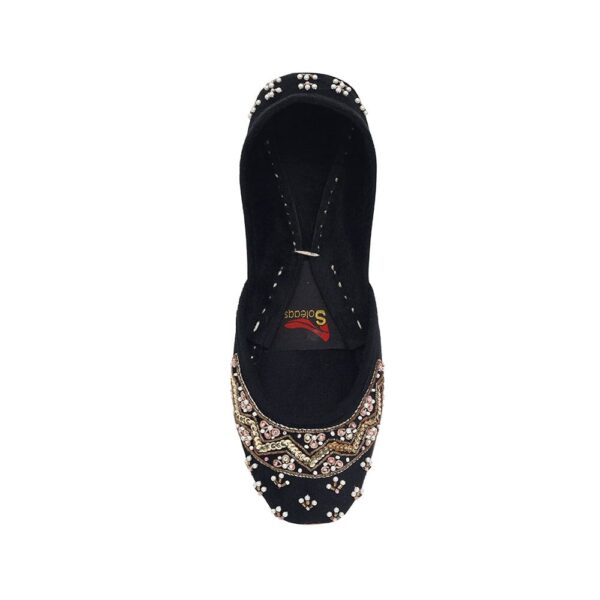 Black Velvet - Image 3