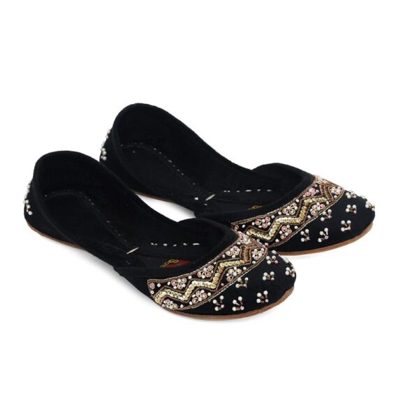 Black Velvet - Image 4